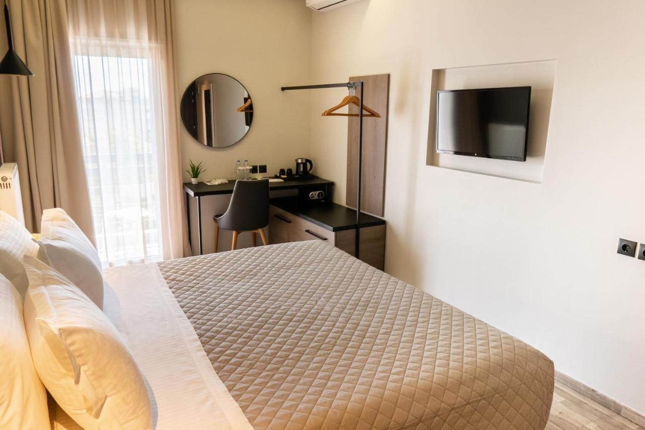 Hotel Park Larissa Extérieur photo