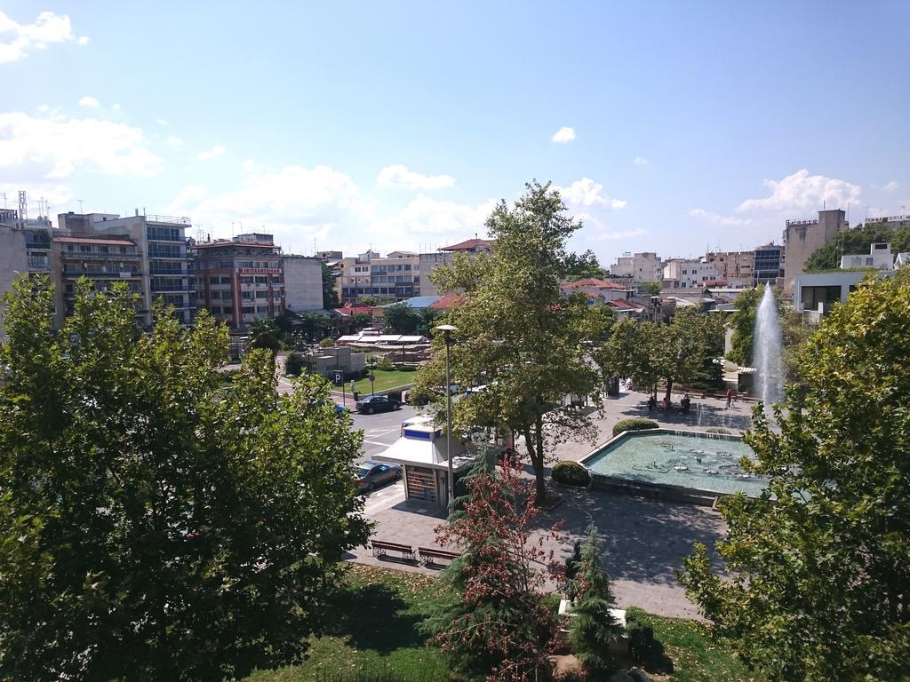 Hotel Park Larissa Extérieur photo