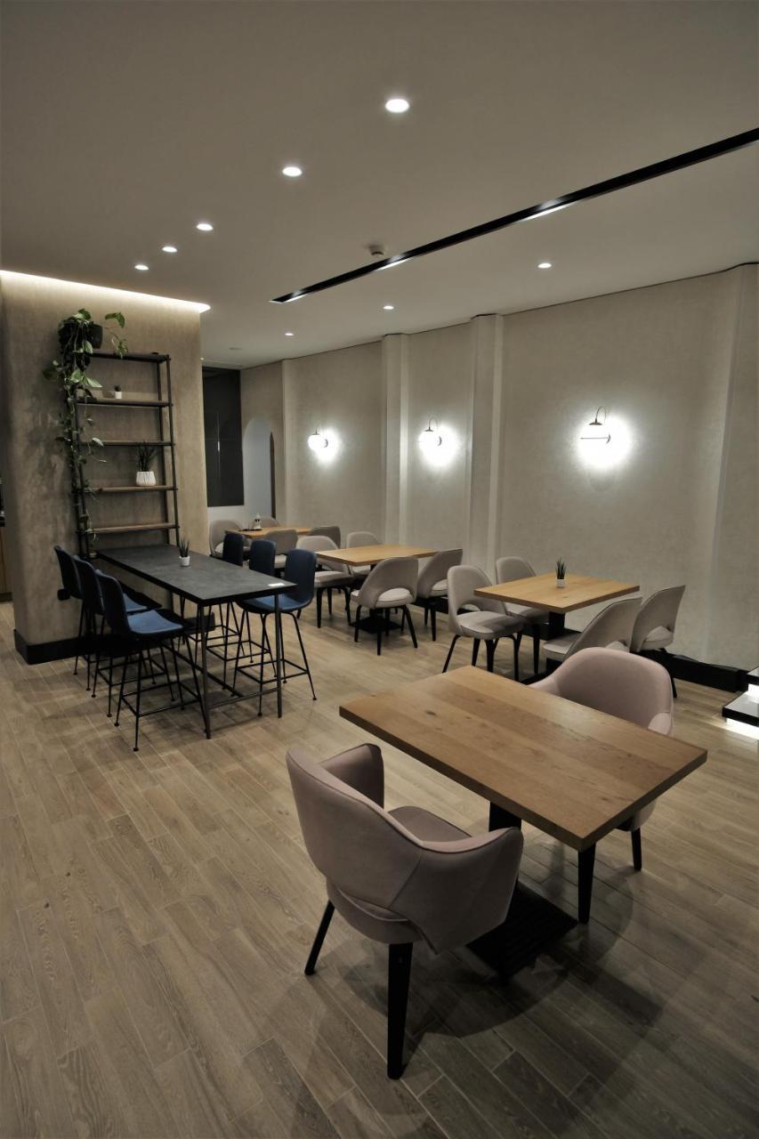 Hotel Park Larissa Extérieur photo